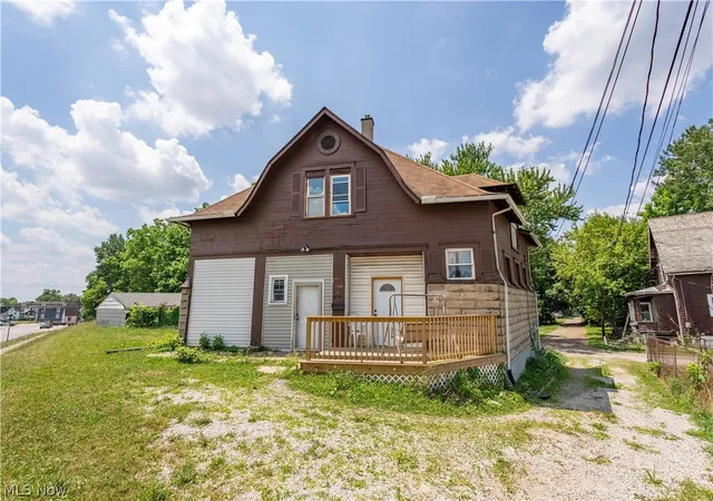 2nd image of 604 Oby Pl Nw, Canton, OH 44703 | MLS# 5225163