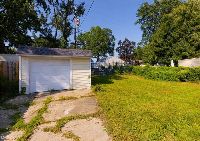 Photo 3 of Sale Pending at 13726 Leroy Ave, Cleveland, OH 44135 | MLS# 5225251 | Listing updated on 2026-08-28