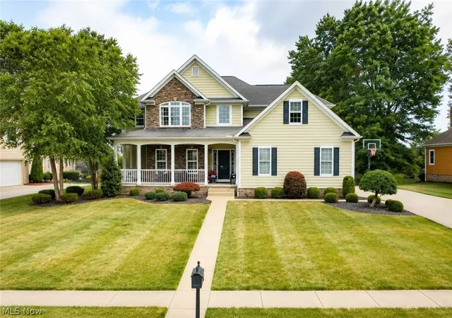 1st image of 3318 Hampton Hall, Youngstown, OH 44514 | MLS# 5225113