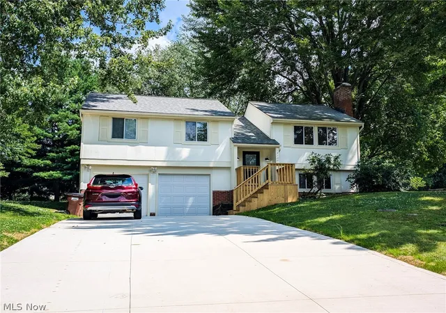 1st image of 1210 Tumbleweed St Ne, Uniontown, OH 44685 | MLS# 5224740