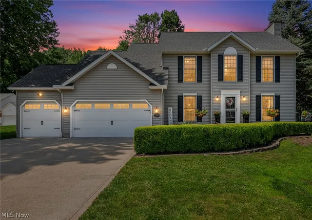 Photo 1 of Sale Pending at 5472 Wixford Ln, Mentor, OH 44060 | MLS# 5225010 | Listing updated on 2026-08-06