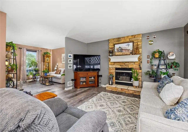 5th image of 156 Halifax Ln, Medina, OH 44256 | MLS# 5225148