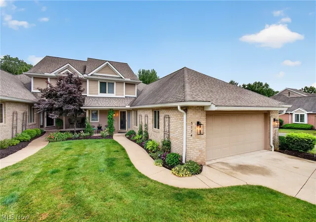 1st image of 5174 Sea Pines Cir Nw, Canton, OH 44718 | MLS# 5223432