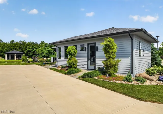 2nd image of 4508 Deer Lake Dr, Geneva, OH 44041 | MLS# 5223990