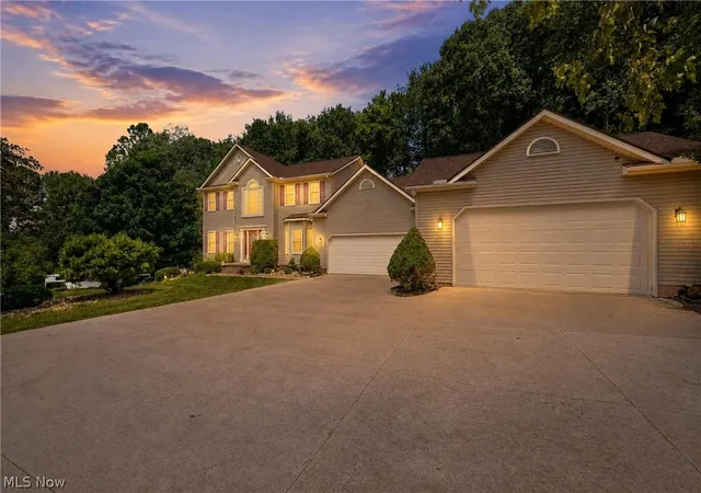 Photo 2 of Single family home for sale at 3303 W Smithville Western Rd, Wooster, OH 44691 | MLS# 5225177 | Listing updated on 2026-09-26