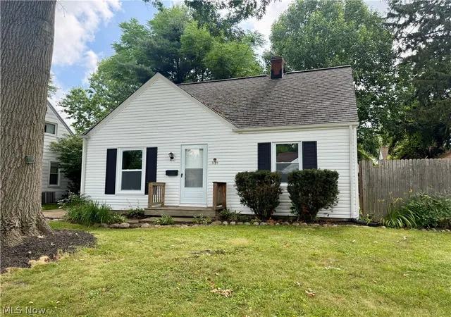 1st image of 839 Sarcee Ave, Akron, OH 44305 | MLS# 5225414
