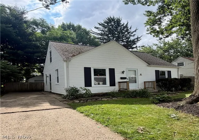 2nd image of 839 Sarcee Ave, Akron, OH 44305 | MLS# 5225414