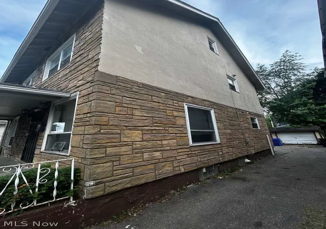 Homes for sale in Cleveland, OH | 10824 Bryant Ave, Cleveland, OH 44108 | MLS# 5225459