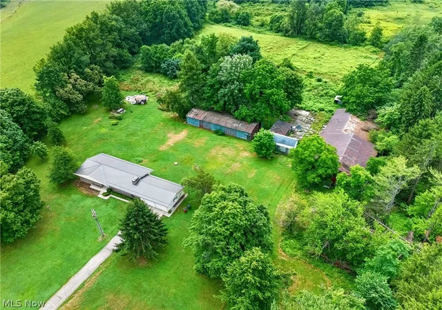 2nd image of 4552 N Monroe Center Rd, Conneaut, OH 44030 | MLS# 5225199