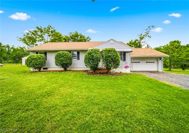 2nd image of 8625 Ravenna Rd, Chardon, OH 44024 | MLS# 5225408