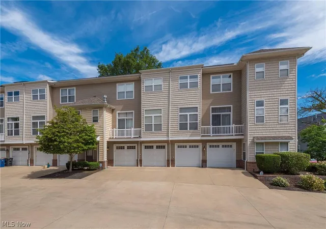 Homes for sale in Cleveland, OH | 5408 Saint Stephens Ct, Cleveland, OH 44102 | MLS# 5225501
