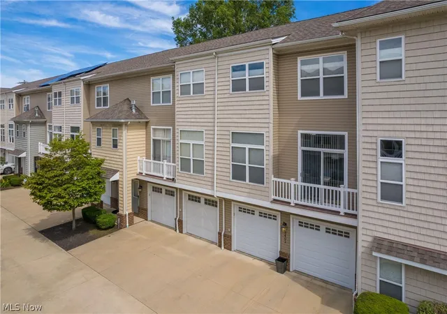 Homes for sale in Cleveland, OH | 5408 Saint Stephens Ct, Cleveland, OH 44102 | MLS# 5225501