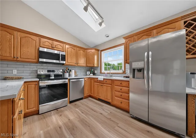 3rd image of 413 Brittany Ln, Jefferson, OH 44047 | MLS# 5225197