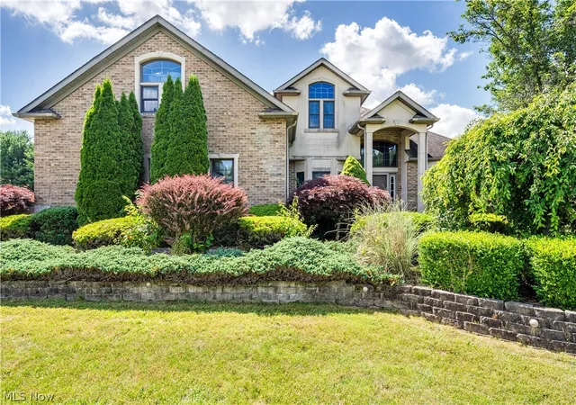 3rd image of 11535 Sunny Lake Dr, New Middletown, OH 44442 | MLS# 5225372
