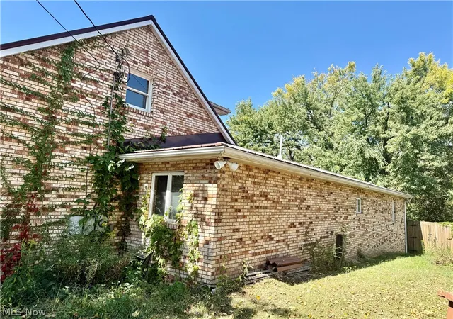 Photo 3 of Single family home for sale at 46605 Main St, Jacobsburg, OH 43933 | MLS# 5225443 | Listing updated on 2026-07-07