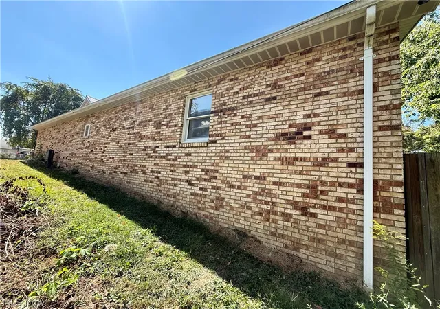 Photo 3 of Single family home for sale at 46605 Main St, Jacobsburg, OH 43933 | MLS# 5225443 | Listing updated on 2026-07-07
