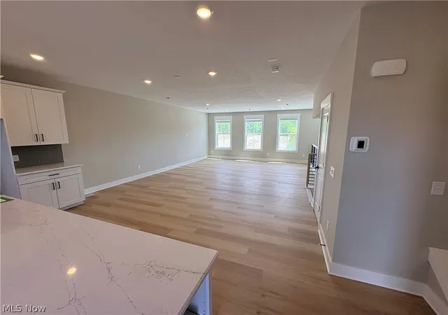 4th image of 27385 Averi Ln, Orange, OH 44122 | MLS# 5225512
