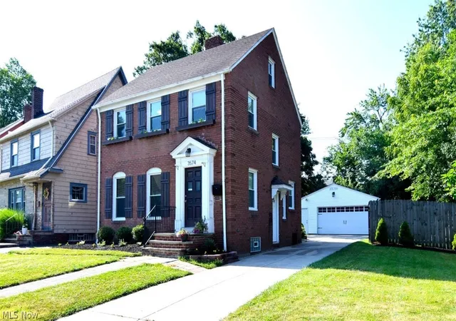 2nd image of 3574 Farland Rd, Cleveland, OH 44118 | MLS# 5222349