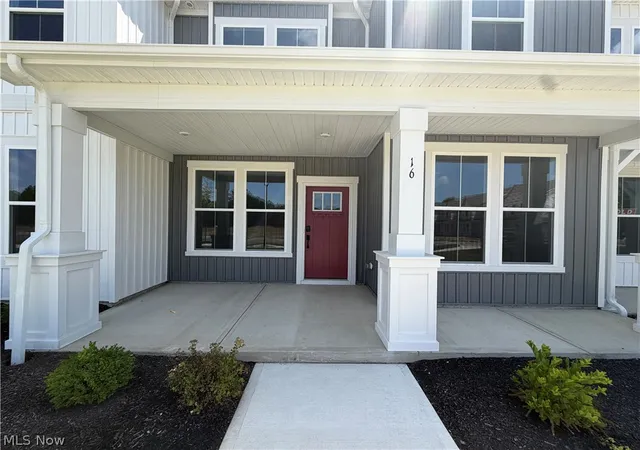 Homes for sale in Hudson, OH | 16 Paige Ln, Hudson, OH 44236 | MLS# 5225526
