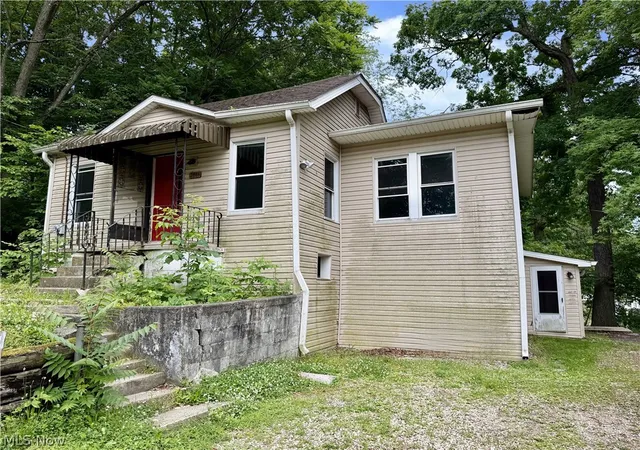 Photo 1 of Sale Pending at 2618 Adams St, Lakemore, OH 44250 | MLS# 5225532 | Listing updated on 2026-08-03