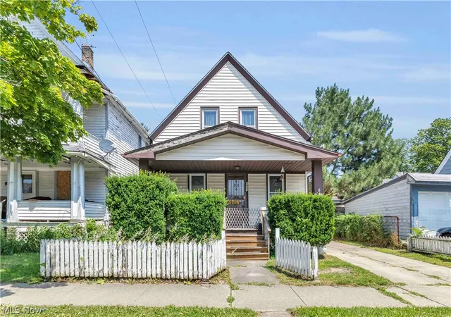 Homes for sale in Cleveland, OH | 3457 W 44th St, Cleveland, OH 44109 | MLS# 5224288
