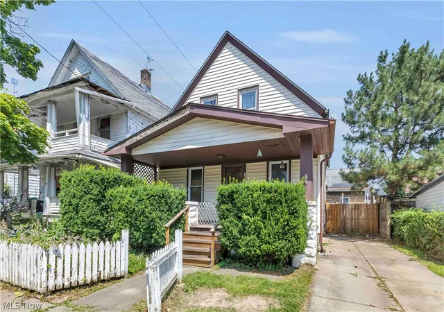 Homes for sale in Cleveland, OH | 3457 W 44th St, Cleveland, OH 44109 | MLS# 5224288