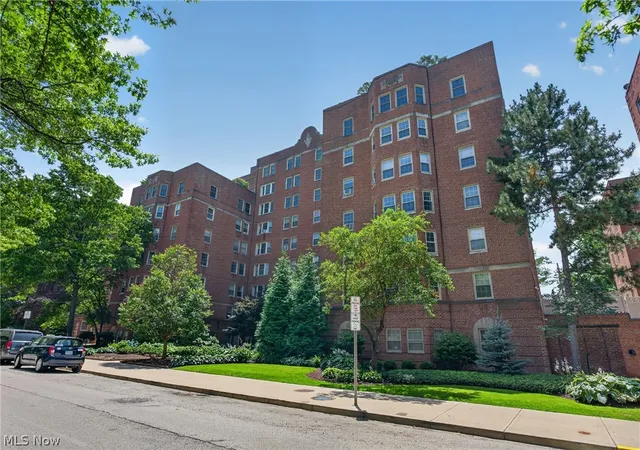 Homes for sale in Shaker Heights, OH | 13600 Shaker Blvd #505, Shaker Heights, OH 44120 | MLS# 5223867