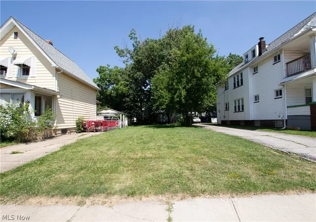2nd image of 2185 W 105th St, Cleveland, OH 44102 | MLS# 5224049