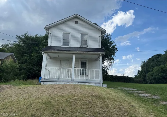 Photo 1 of Sale Pending at 406 S Jackson St, Youngstown, OH 44506 | MLS# 5225216 | Listing updated on 2026-08-25