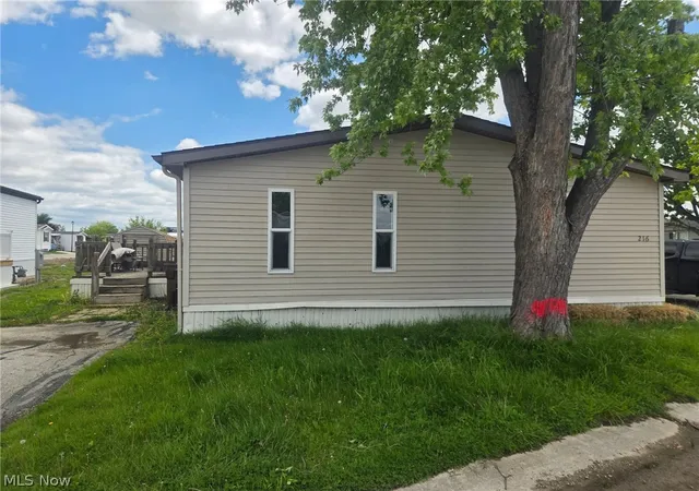 4th image of 27696 Oregon #216, Perrysburg, OH 43551 | MLS# 5225567