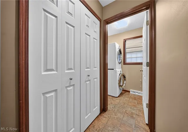 3rd image of 412 Brittany Ln, Jefferson, OH 44047 | MLS# 5225399