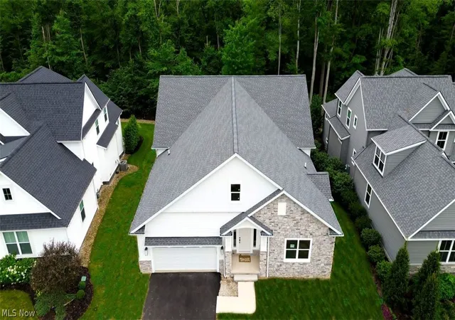 2nd image of 7994 Canyon Rdg, Chagrin Falls, OH 44023 | MLS# 5224286