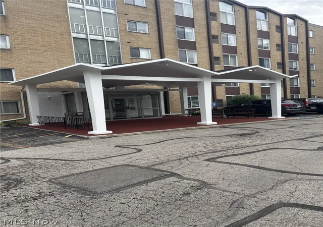 Homes for sale in North Olmsted, OH | 25735 Lorain Rd #119, North Olmsted, OH 44070 | MLS# 5221232