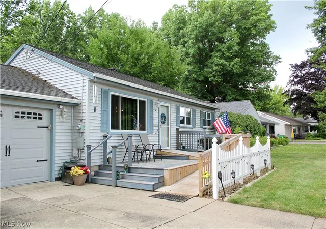 Photo 2 of Single family home for sale at 5109 Birchcrest Ave, Austintown, OH 44515 | MLS# 5225551 | Listing updated on 2026-08-22
