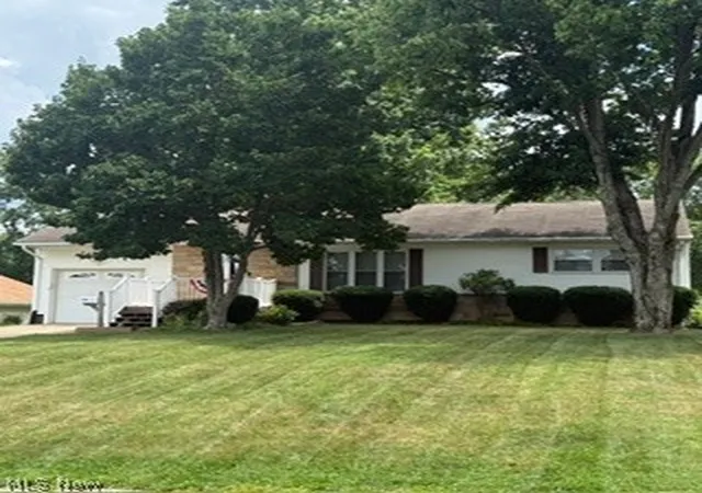 1st image of 346 Oneida Ave Nw, Canton, OH 44708 | MLS# 5225573
