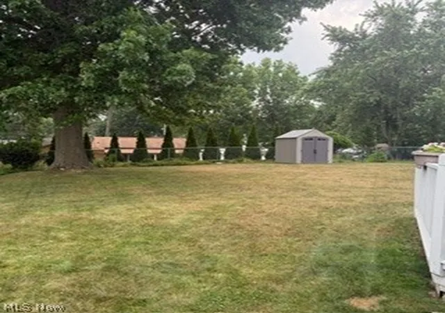 Photo 4 of Sale Pending at 346 Oneida Ave NW, Canton, OH 44708 | MLS# 5225573 | Listing updated on 2026-07-09