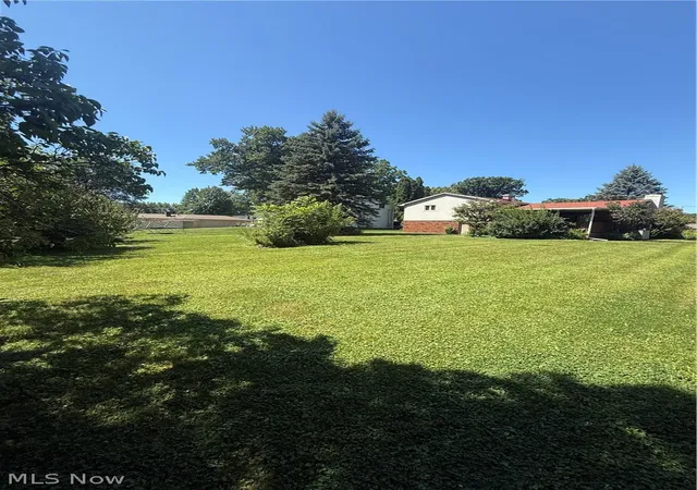 Photo 11 of Single family home for sale at 1686 Roosevelt Ave, Niles, OH 44446 | MLS# 5225426 | Listing updated on 2026-09-26