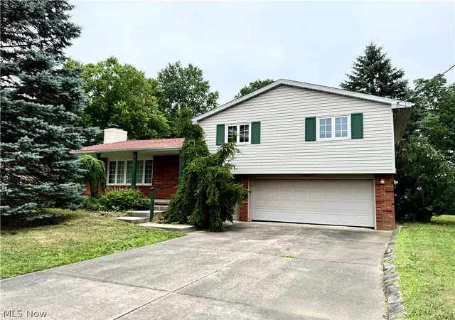 Photo 1 of Single family home for sale at 1686 Roosevelt Ave, Niles, OH 44446 | MLS# 5225426 | Listing updated on 2026-09-26