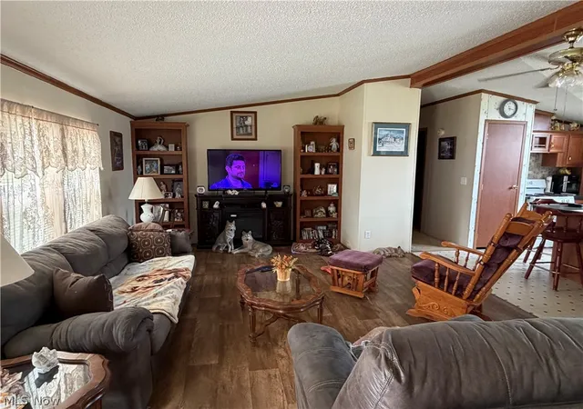 2nd image of 310 Poplar St, Newcomerstown, OH 43832 | MLS# 5225597