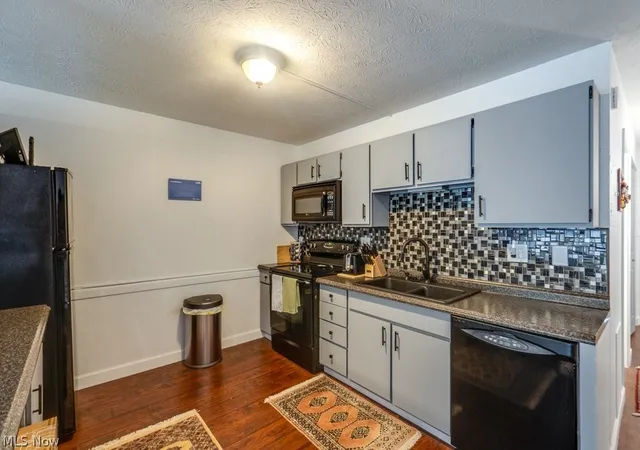 5th image of 2331 E Market St #102, Akron, OH 44312 | MLS# 5223064