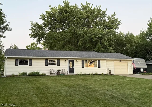 Homes for sale in Streetsboro, OH | 9304 June Dr, Streetsboro, OH 44241 | MLS# 5225576