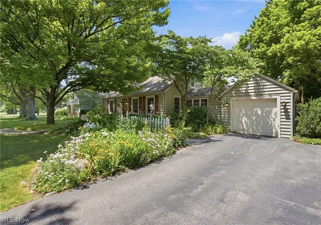 4th image of 30210 Wolf Rd, Bay Village, OH 44140 | MLS# 5223827