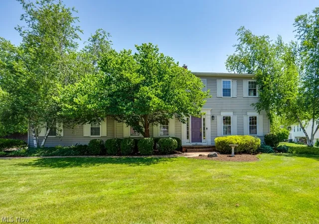 1st image of 29 Chelmsford Dr, Aurora, OH 44202 | MLS# 5224766