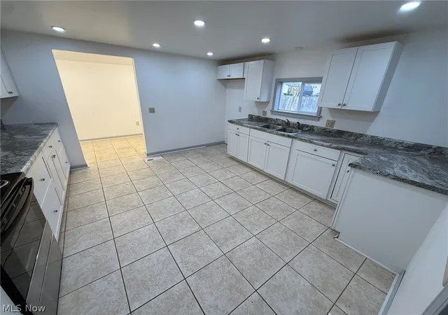 2nd image of 11 Sherman St, Dennison, OH 44621 | MLS# 5225090