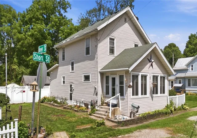 1st image of 421 Riverside Dr, Loudonville, OH 44842 | MLS# 5225093