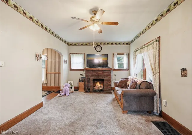 2nd image of 421 Riverside Dr, Loudonville, OH 44842 | MLS# 5225093