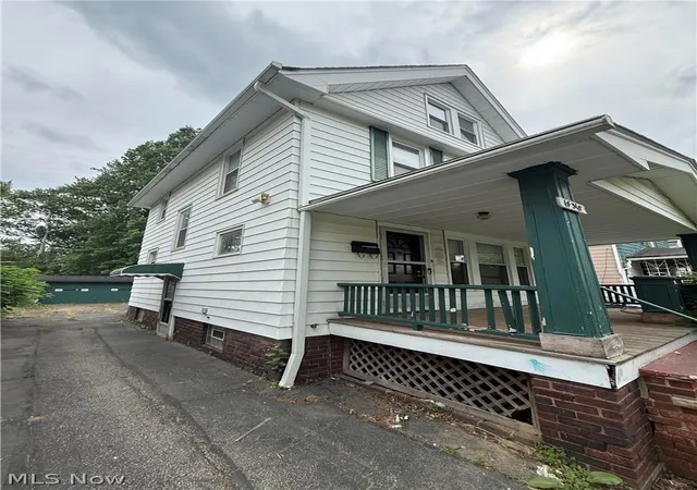 Homes for sale in East Cleveland, OH | 14318 Alder Ave, East Cleveland, OH 44112 | MLS# 5225655