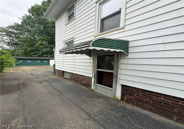 Homes for sale in East Cleveland, OH | 14318 Alder Ave, East Cleveland, OH 44112 | MLS# 5225655