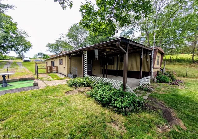 Photo 4 of Single family home for sale at 3102 Canton Rd NW, Carrollton, OH 44615 | MLS# 5225697 | Listing updated on 2026-08-19