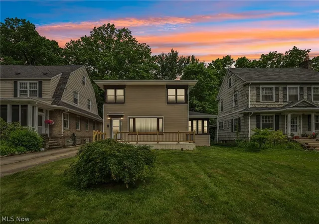 2nd image of 875 Hereford Dr, Akron, OH 44303 | MLS# 5225696
